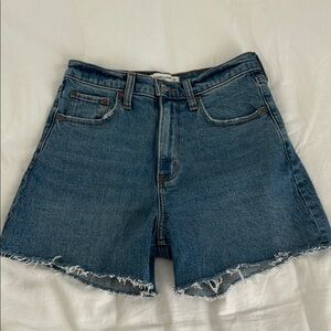 Abercrombie & Fitch High Rise Dad Short